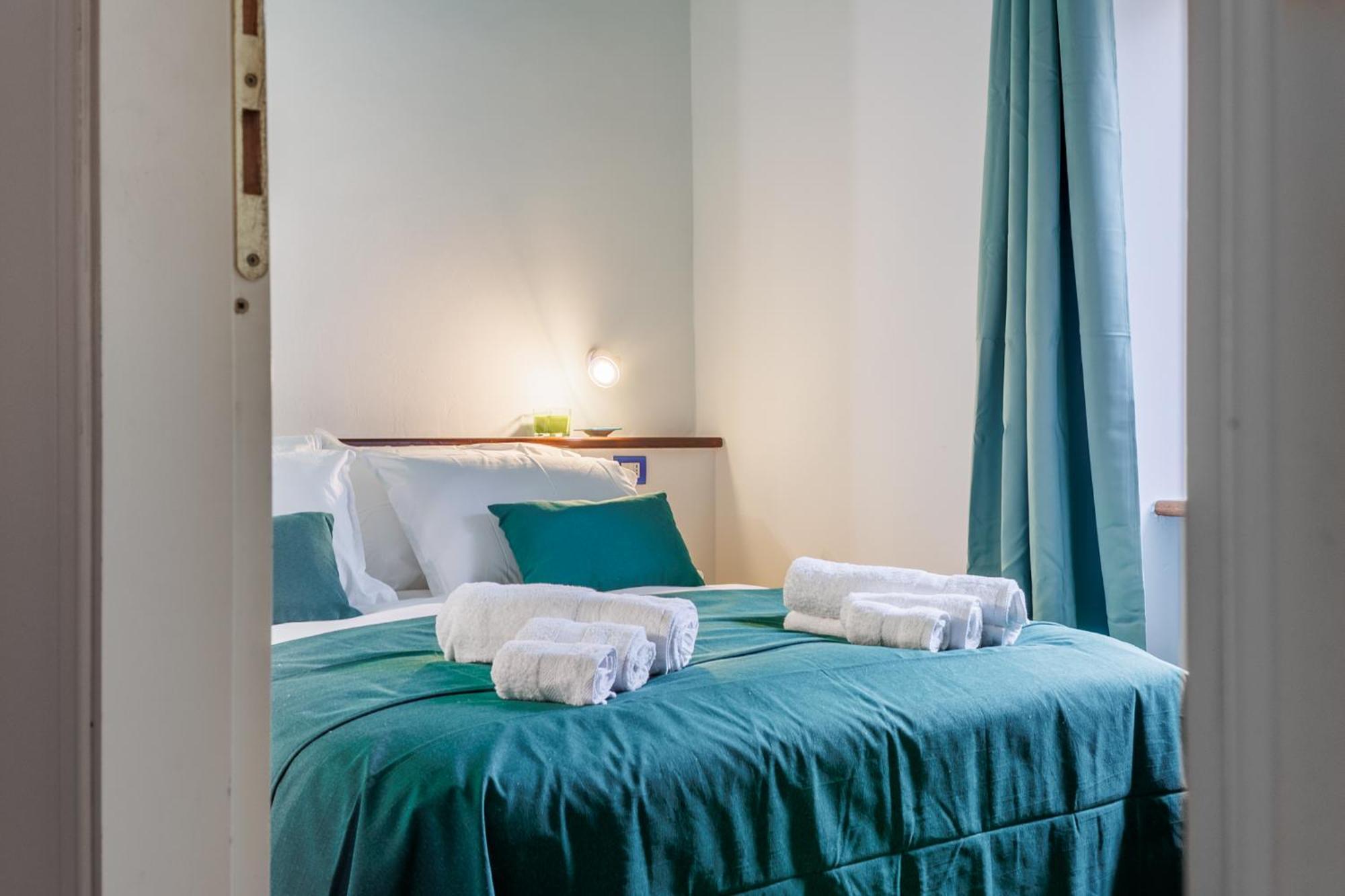 トゥスカーニア La Torretta Bed & Breakfast エクステリア 写真