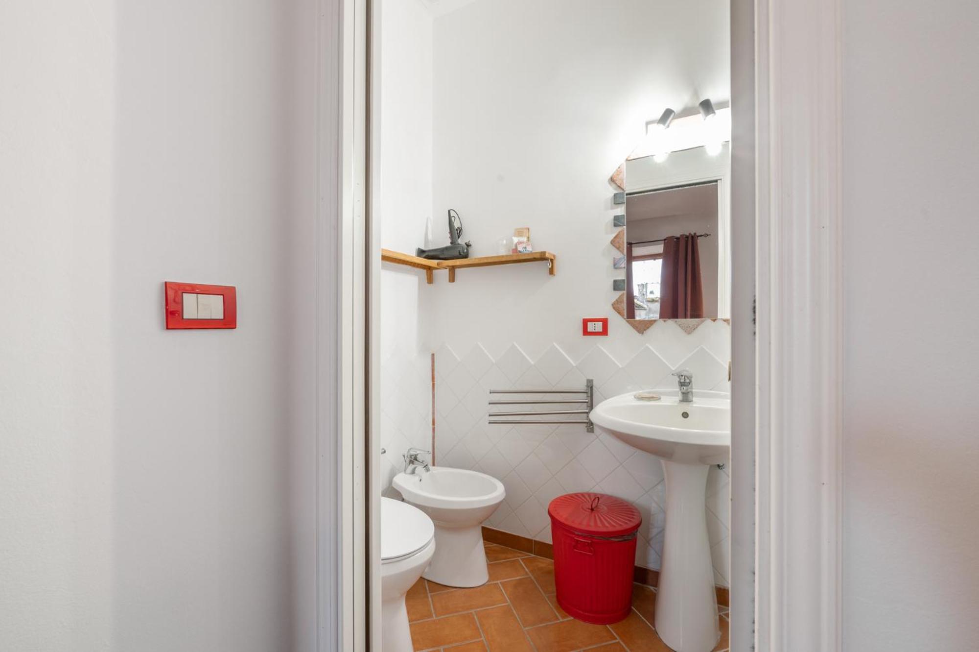トゥスカーニア La Torretta Bed & Breakfast エクステリア 写真